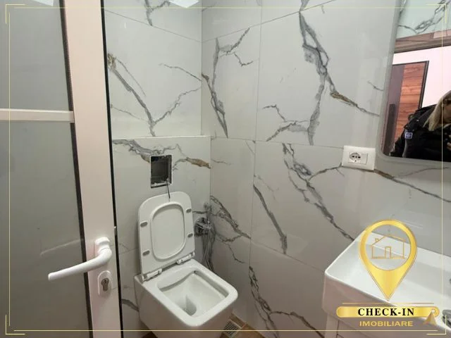 Tirane, shitet apartament 1+1+Aneks Kati 4, 40 m² 122.000 € (Rruga Dervish Hekali)