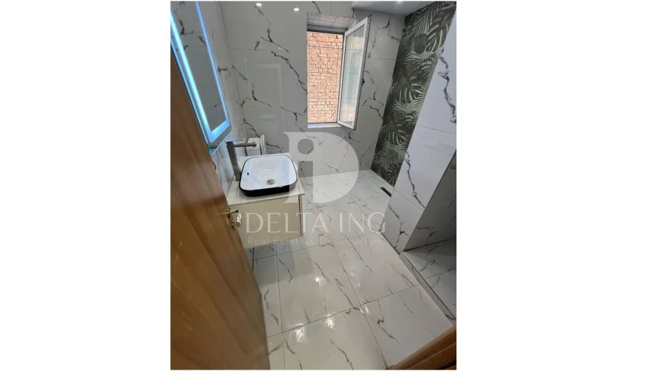 Tirane, shitet apartament 1+1+Aneks+Ballkon Kati 3, 58 m² 98.000 € (Xhamllik)