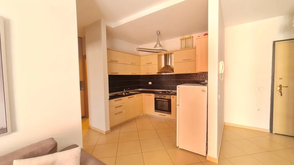 Tirane, Apartament per shitje 1+1 Kati 4, 75 m² 150.000 € (Deliorgji)