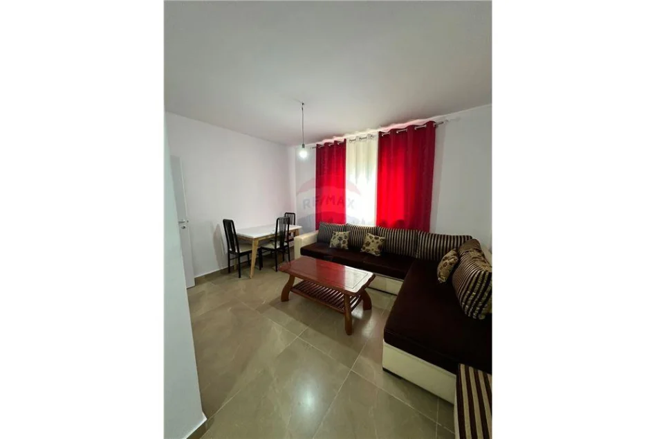 Tirane, jepet me qera apartament 2+1 Kati 3, 79 m² 109.000 € (Shkolla e Bashkuar, Shqipëri)
