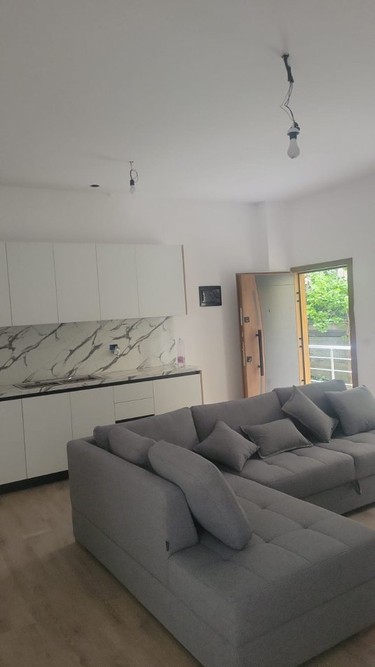 Durres, shitet apartament 2+1 Kati 0, 66 m² 125.000 € 