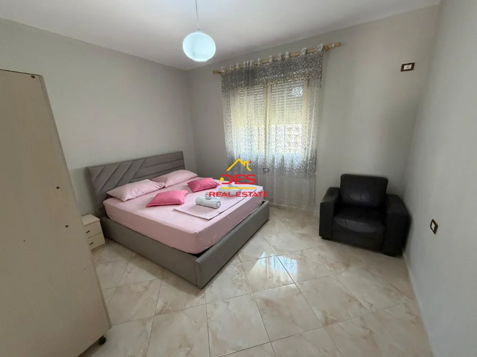 Shqiperi, jepet me qera apartament 1+1+Ballkon Kati 9, 70 m² 550 € (Lungomare)