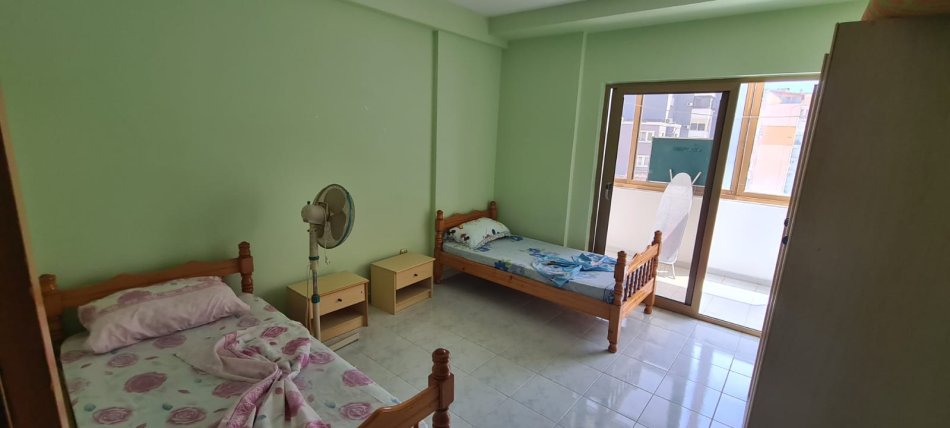 Durres, jepet me qera apartament 2+1 Kati 3, 113 m² 500 € 