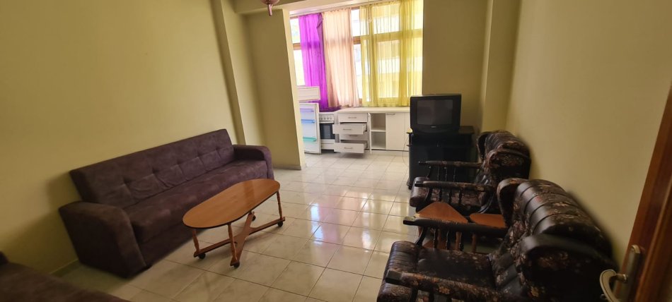 Durres, jepet me qera apartament 2+1 Kati 3, 113 m² 500 € 