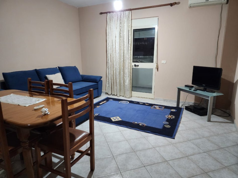 Durres, jepet me qera apartament 1+1 Kati 5, 60 m² 280 € 