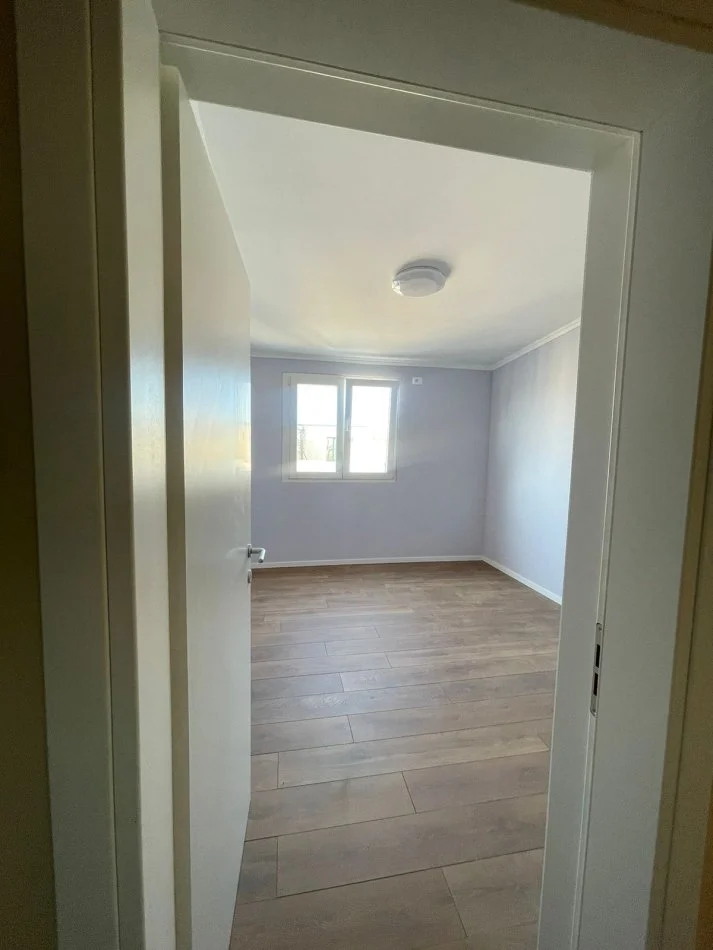 Durres, shitet apartament 2+1 Kati 10, 85 m² 125.000 €