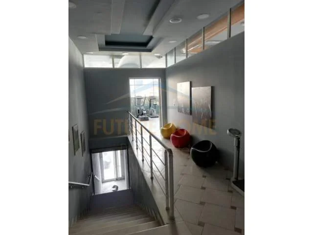 Durres, shitet ambjent biznesi Kati 2, 404 m² 484’800 Euro (Kazazi)