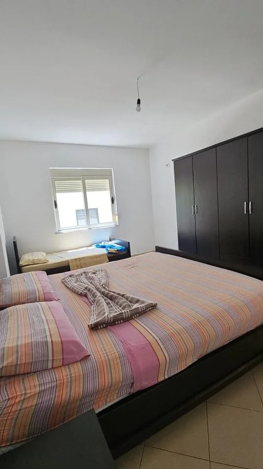 Durres, jepet me qera apartament 1+1 , 65 m² 250 € 