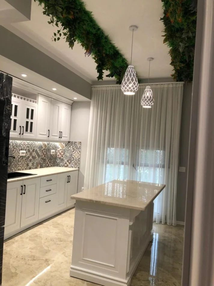 Tirane, jepet me qera apartament 3+1+Aneks+Ballkon Kati 2, 120 m² 1.200 € (Vilat Gjermane)