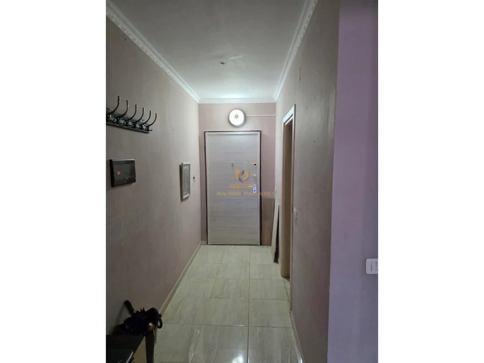 Tirane, shitet apartament 3+1+Aneks+Ballkon Kati 1, 125 m² 230.000 € 