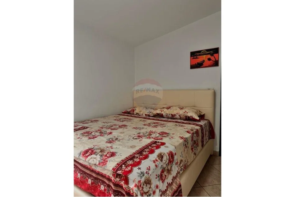 Tirane, shes apartament 3+1+Aneks+Ballkon Kati 6, 142 m² 