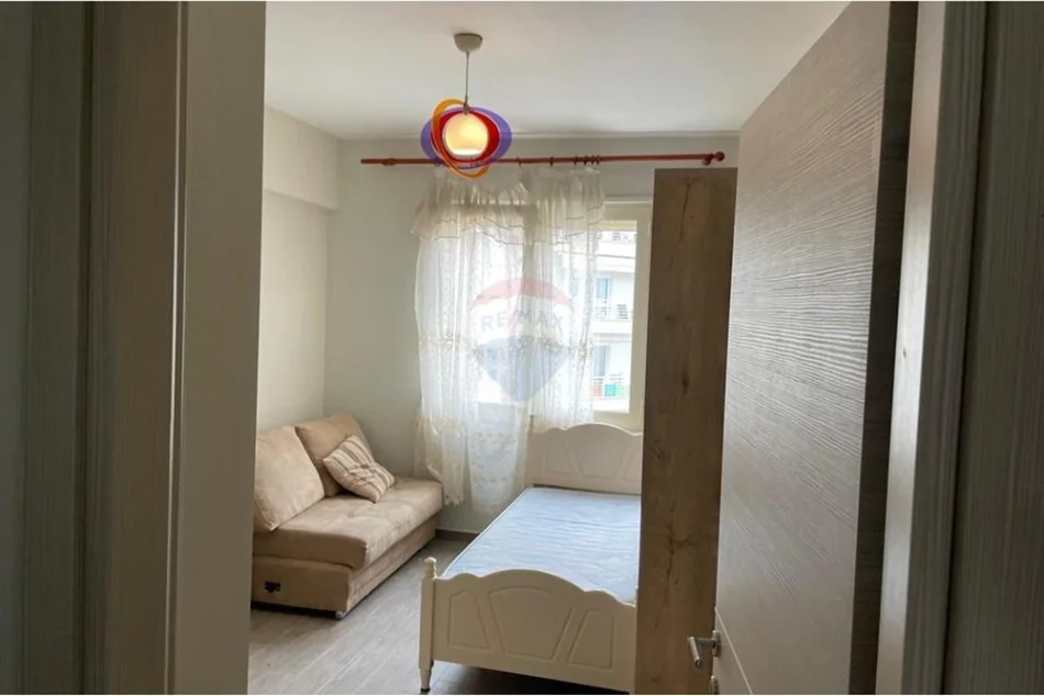 Tirane, shes 2+1 Kati 4, 112 m² 185.000 € (LIQENI I THATE)
