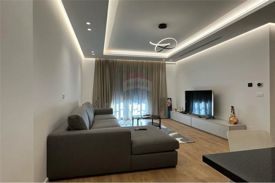 Tirane, jap me qera apartament 2+1 Kati 1, 100 m² 1.000 € 