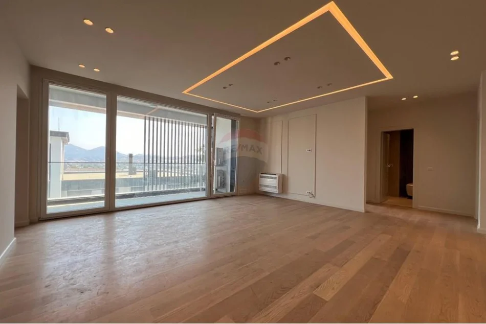 Tirane, shes apartament+verande | Penthouse 3+1+Aneks+Ballkon Kati 2, 154 m² 365.000 € (rruga e elbasanit)