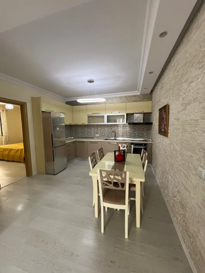Tirane, shitet apartament 3+1+Aneks+Ballkon Kati 4, 126 m² 219.000 € (Porcelan)