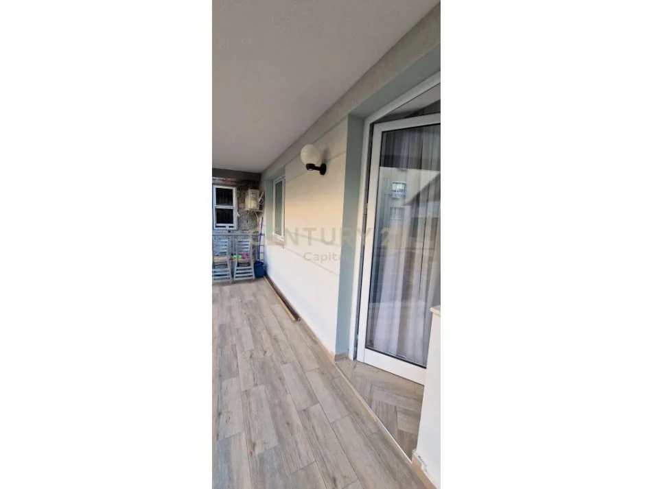 Tirane, jepet me qera apartament Kati 3, 70 m² 500 € 