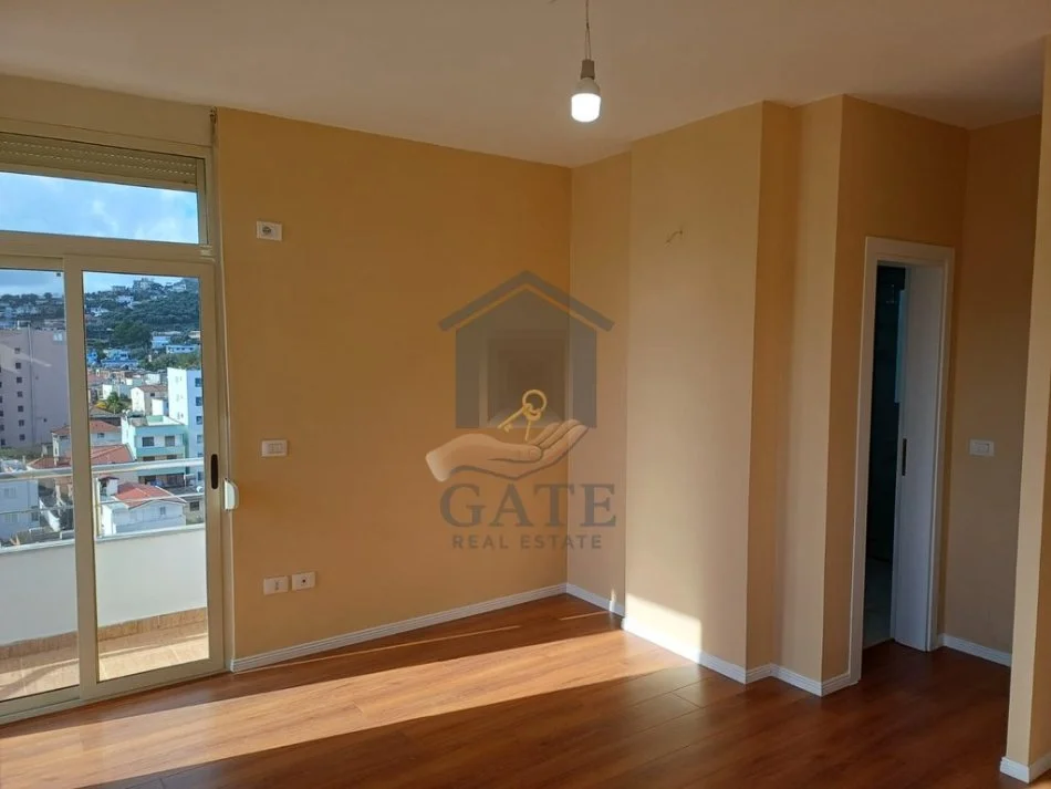 Durres, shitet apartament 2+1+Ballkon Kati 9, 105 m² 140.000 € (Drejtoria e Policis)