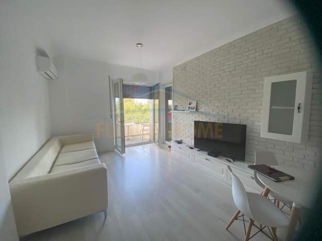 Durres, jepet me qera apartament 1+1 Kati 2, 66 m² 1.500 Euro (Gjiri i Lalzit)