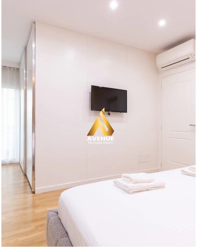 Shqiperi, shitet apartament 2+1 , 105 m² 260.000 € (zogu zi prane kryqit Shqipetar)
