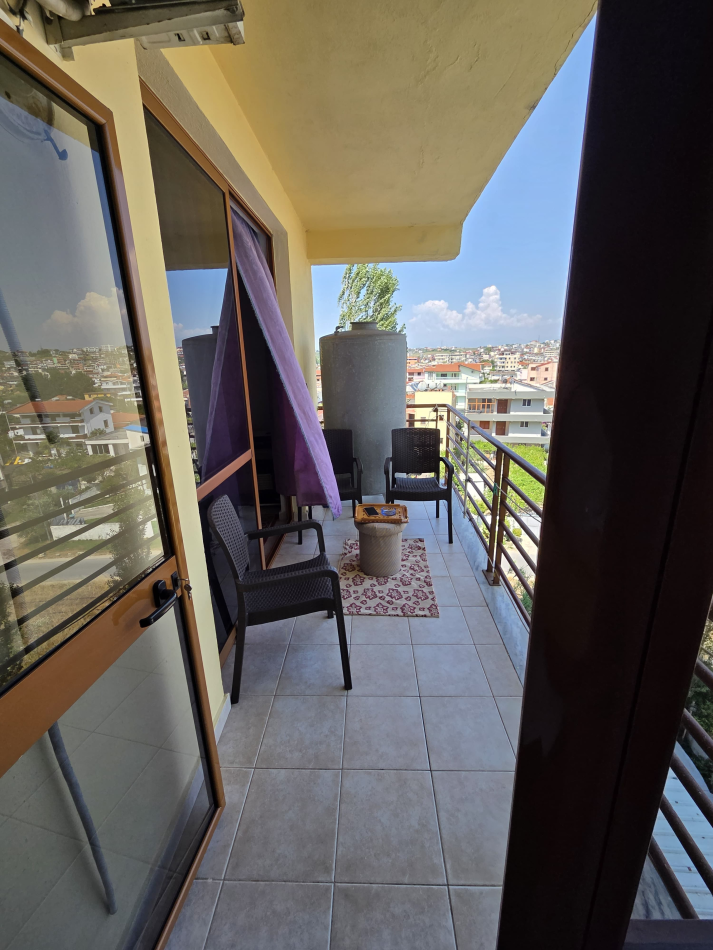 Durres, jepet me qera apartament Kati 4, 57 m² 250 € 