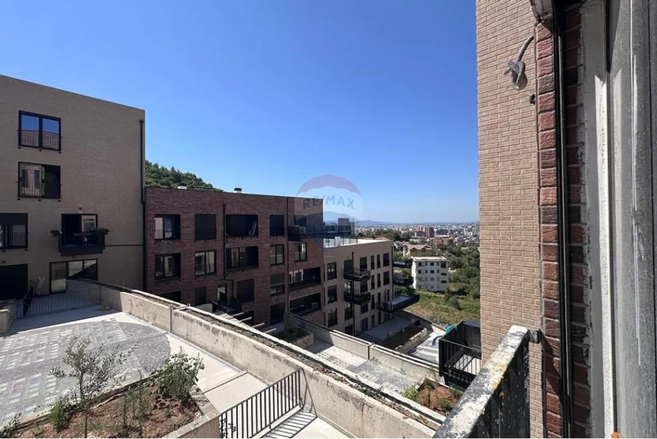 Tirane, shes apartament 1+1 , (Kodra e Diellit 2)