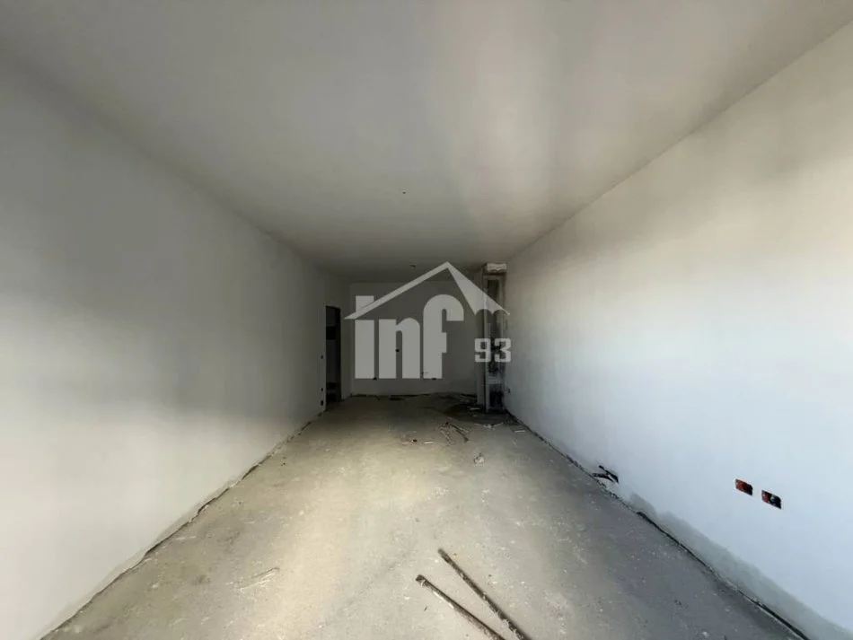 Tirane, shitet apartament 1+1+Ballkon Kati 12, 85 m² 230.000 € (TEK NSHARAKU, PRANE KOMPLEKSIT “DELIJORGJI”)