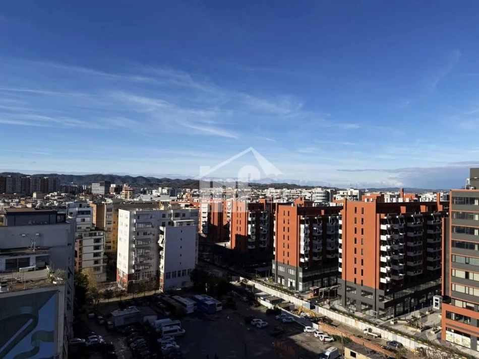 Tirane, shitet apartament 1+1+Ballkon Kati 12, 85 m² 230.000 € (TEK NSHARAKU, PRANE KOMPLEKSIT “DELIJORGJI”)