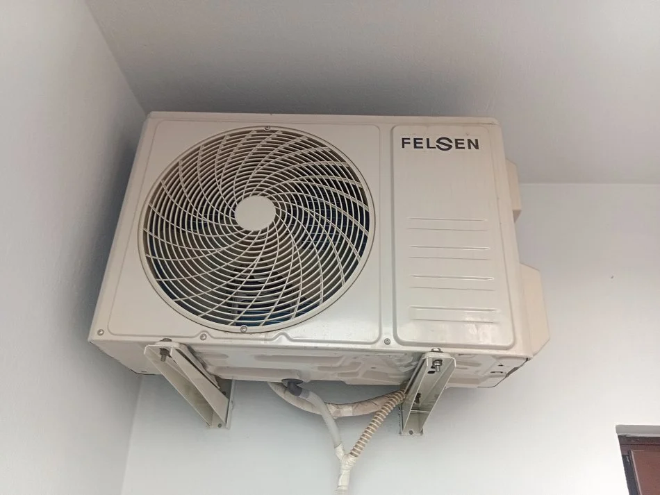 Tirane, shes Kondicioner | Klima Shes kodicioner Felsen 12 btu On Of