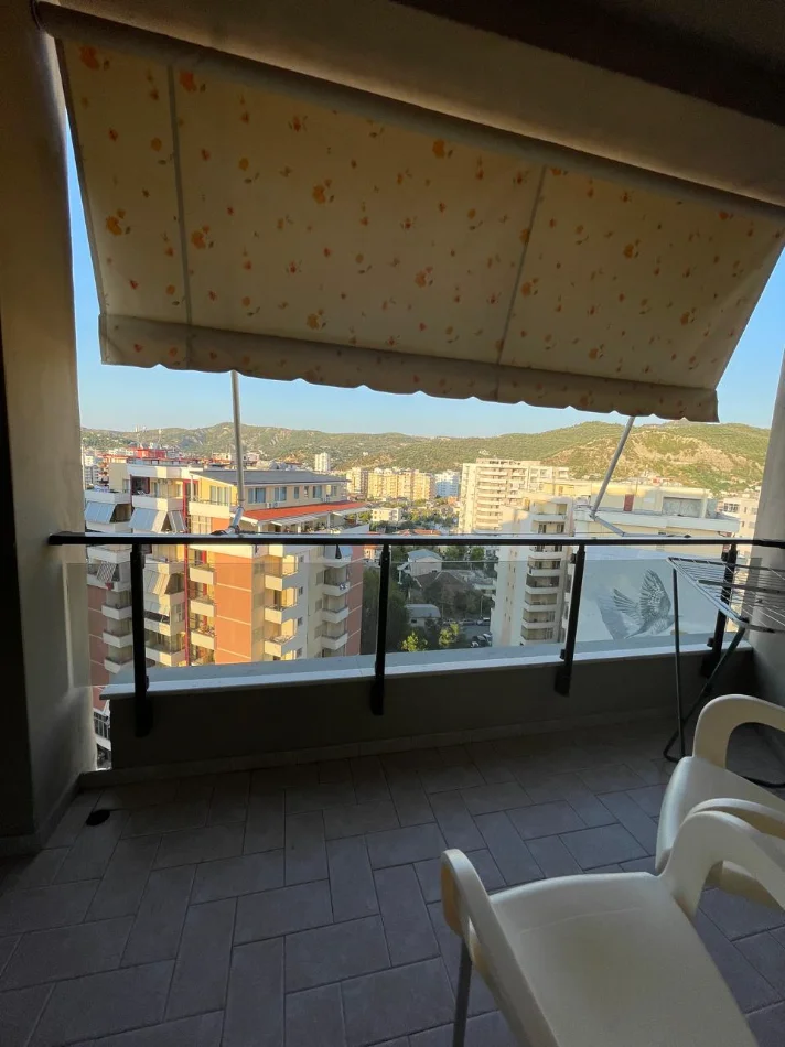 Vlore, jepet me qera apartament 1+1+Aneks+Ballkon Kati 5, 80 m² 350 € (Lungomare)