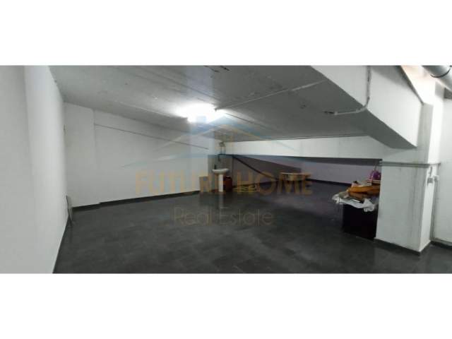 Tirane, jepet me qera garazh Kati -1, 97 m² 300 Euro (Ndre Mjeda)