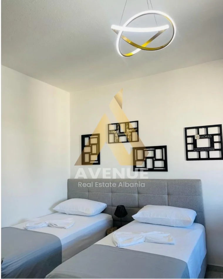 Tirane, Ish Restorant Durresi jepet me qera garsonier 1+1 Kati 7, 38 m² 380 € (Rruga Ferit Xhajko)