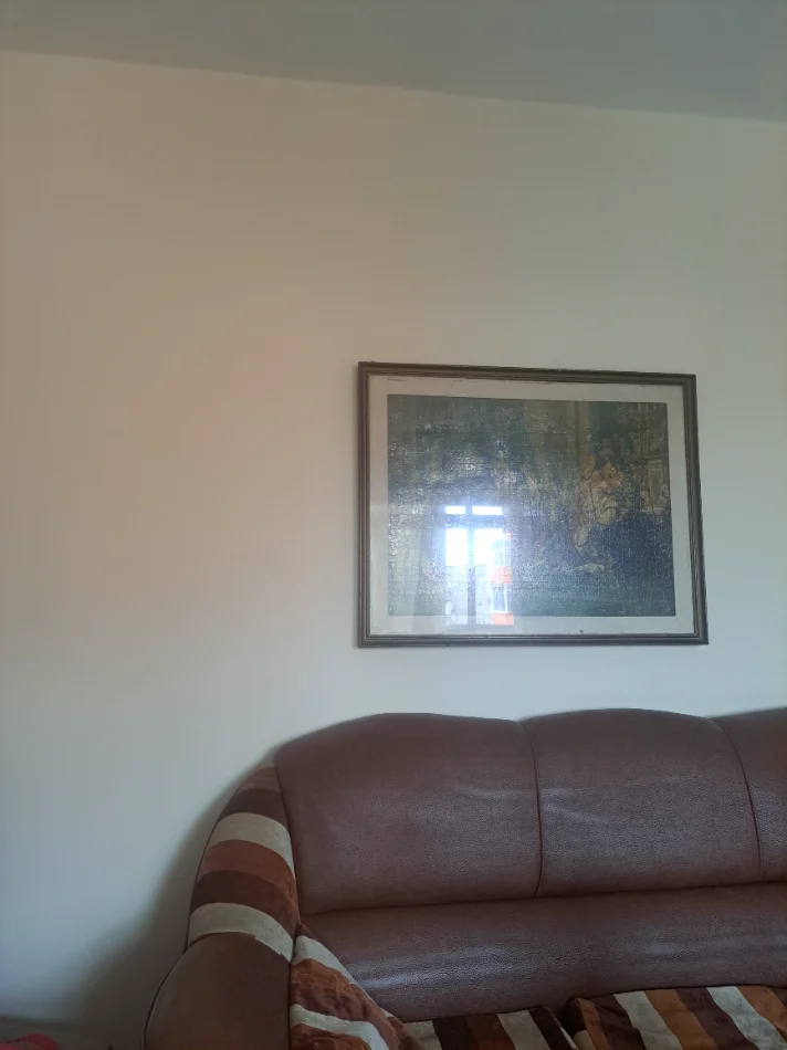 Tirane, ndarje qeraje apartament 2+1+Ballkon , 160 € (Rruga e Kosovareve)