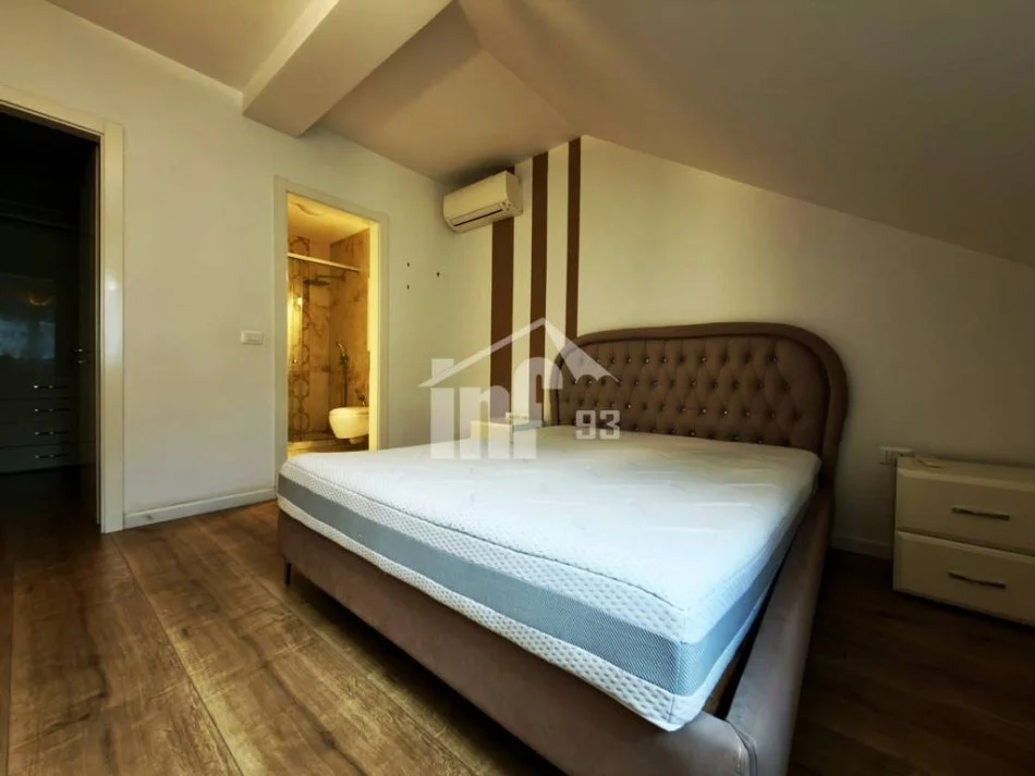 Tirane, jepet me qera apartament 3+1+Ballkon Kati 2, 154 m² 1.400 € ("LONG HILLS" RESIDENCE, 500 M NGA TEG)