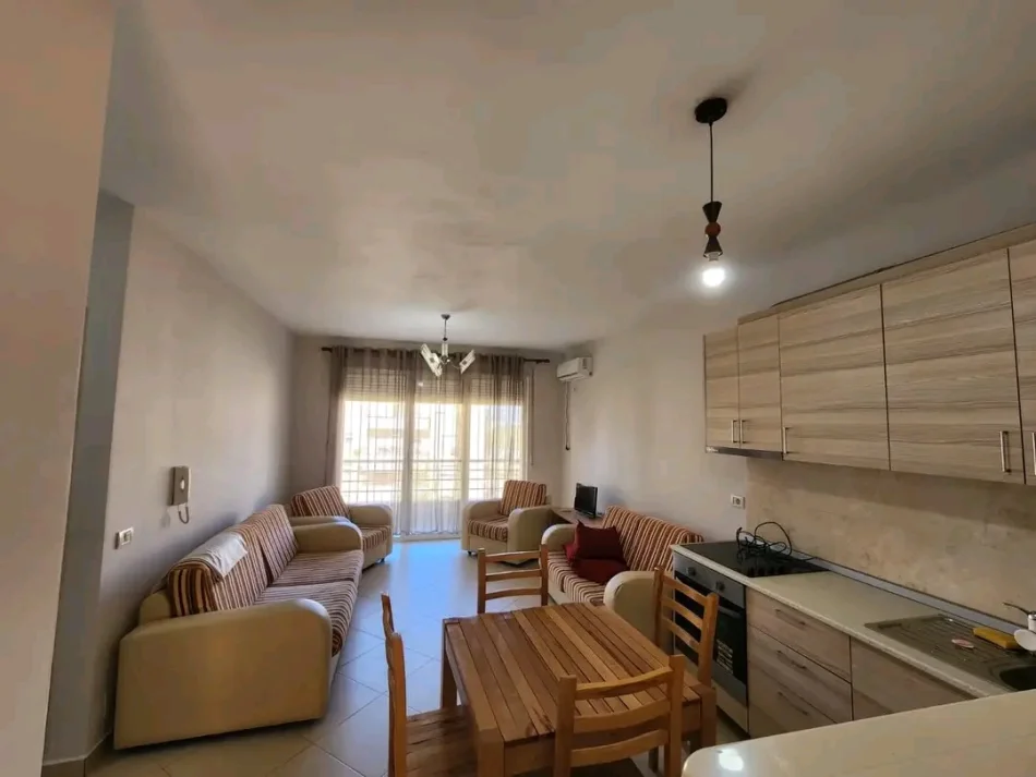 Jepet me qera apartament 1+1 Kopshti zologjik, Tirane