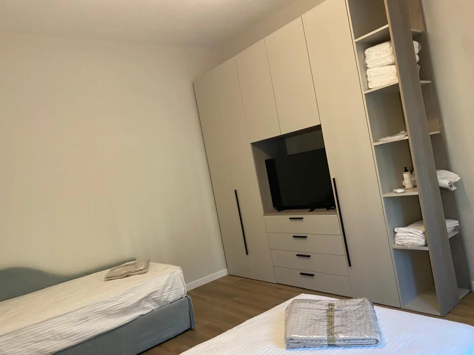 Dhermi - Palase, shitet Vile 2+1 , 330 m² 1.300.000 € 