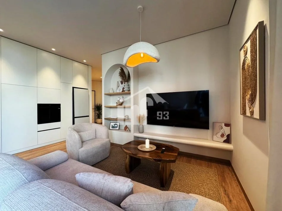 Tirane, jepet me qera apartament 2+1 Kati 0, 119 m² (“GREEN VALLEY” REZIDENCE, PËRBALLË LIQENIT ARTIFICIAL)