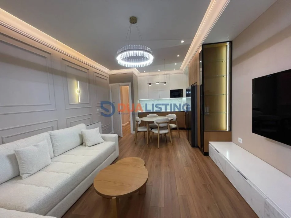 Tirane, jap me qera apartament 2+1 Kati 2, 100 m² 750 € (kinostudio)