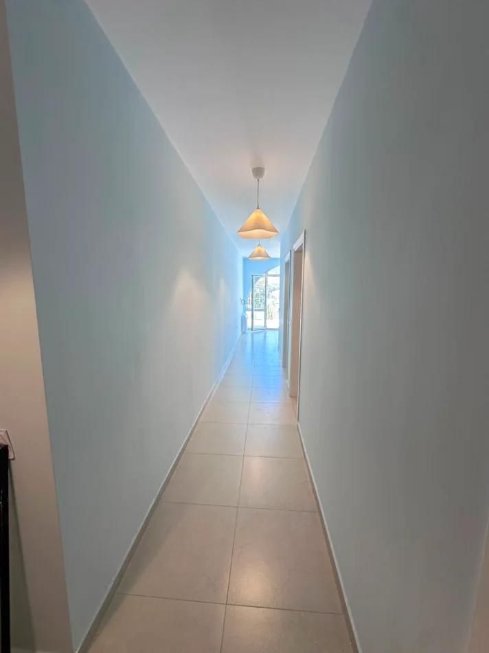 Vlore, shitet apartament 1+1+Ballkon Kati 2, 310.000 € (Dhermi,Vlore)
