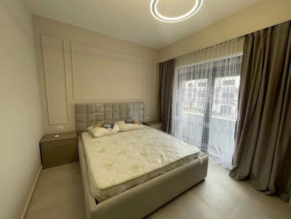 Tirane, jepet me qera apartament duplex 2+1 Kati 2, 80 m² 620 € (Kodra e diellit)