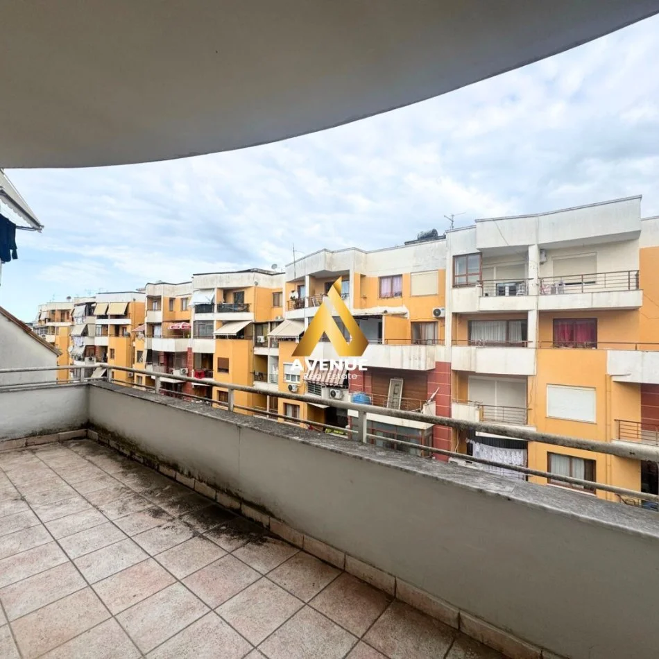 Tirane, shitet apartament 2+1+Ballkon Kati 7, 116 m² 133.400 € Yzberisht
