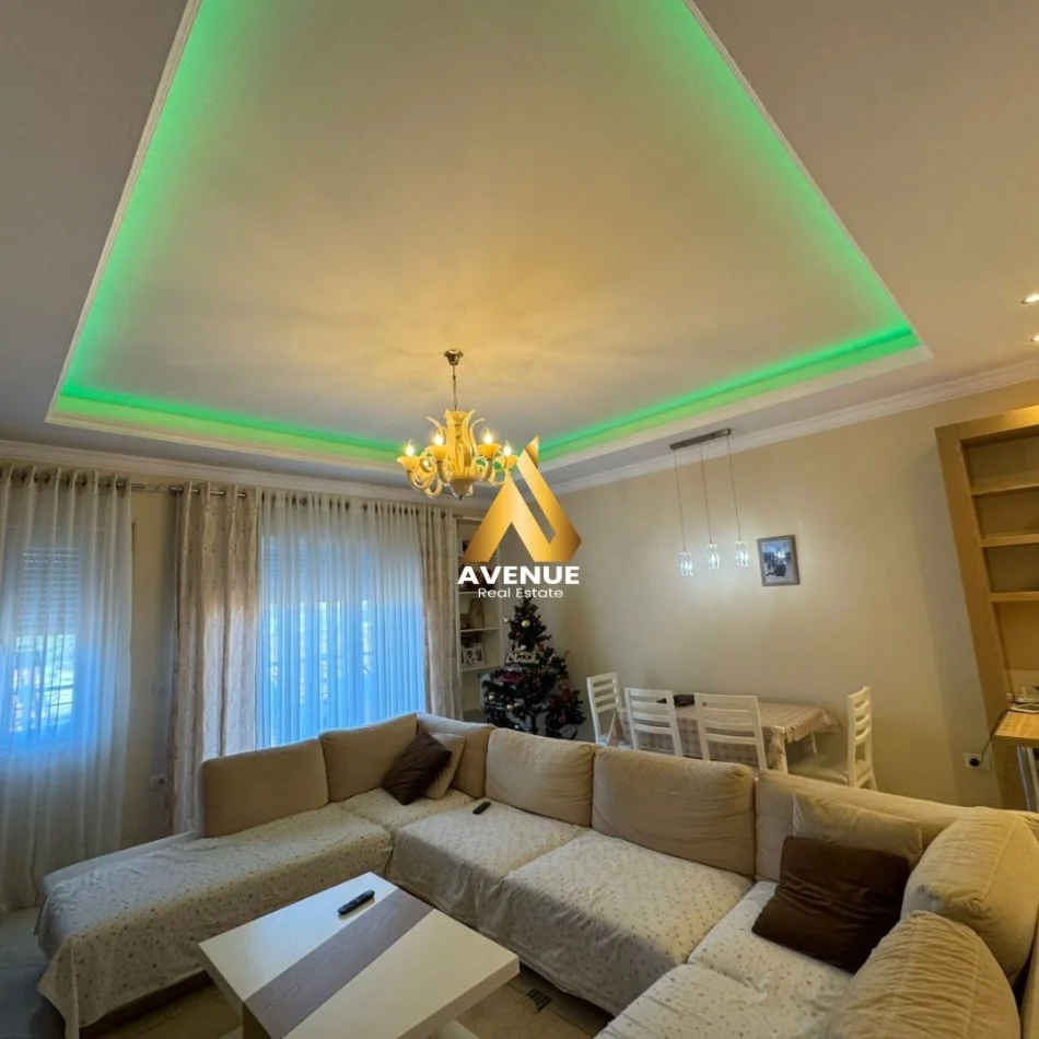 Tirane, shitet apartament 3+1 Kati 3, 113 m² 186.000 € (rruga e ullinjve)