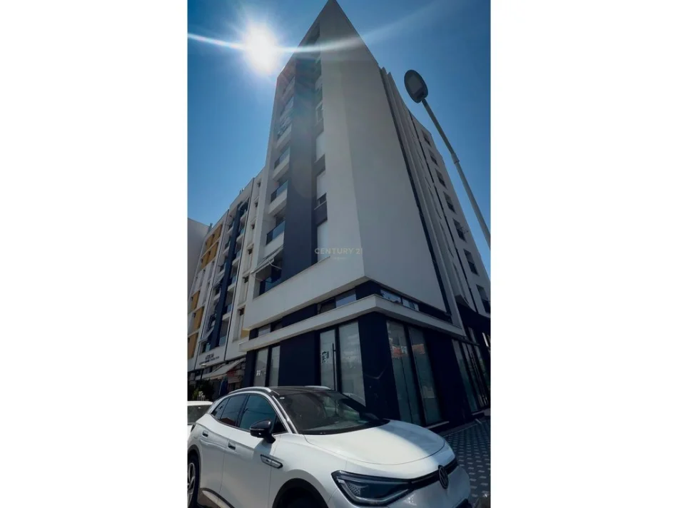 Tirane, shes apartament 2+1 Kati 4, 99 m² 198.000 € (Rruga e Dibres)