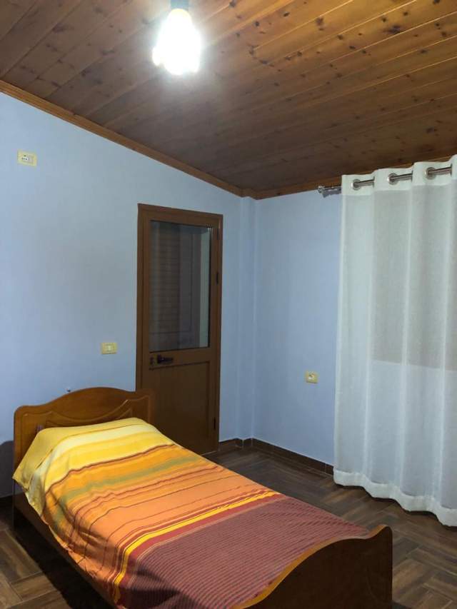 Tirane, jepet me qera Vile 2+1+BLK Kati 3, 90 m² 500 Euro (Rruga 3 Vllezerit Kondi)