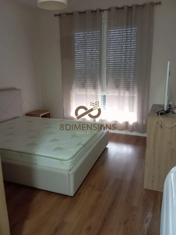 Tirane, jepet me qera apartament 2+1+Ballkon Kati 6, 100 m² 700 € (5 maji)