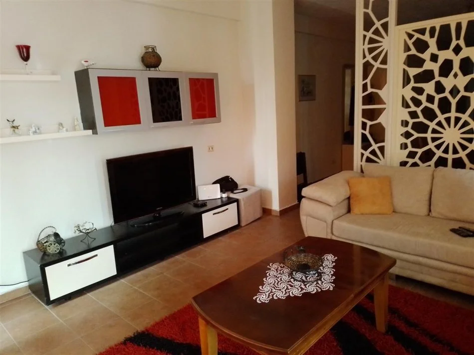 Durres,JEPET ME QERA apartament 1+1 Kati 7, 100 m² (PLAZH DURRES SHKOLLA BAJRAM CURRI)