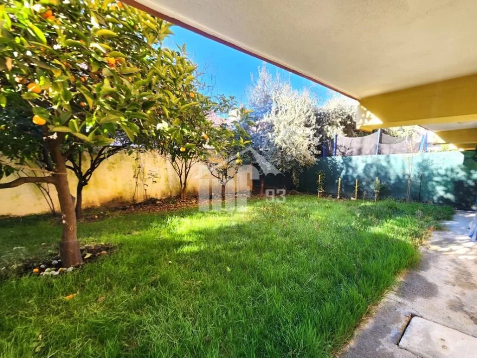 Tirane, jepet me qera Vile 3 Katshe , 250 m² 1.200 € (TEK KODRA E PRIFTIT)