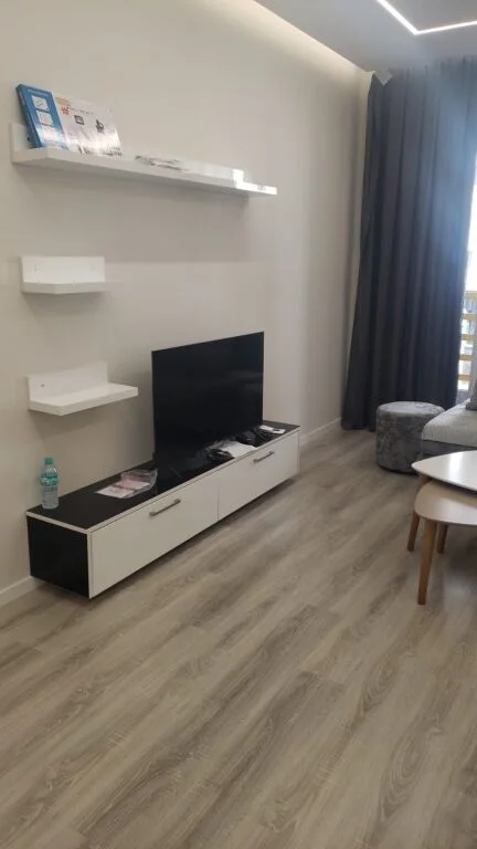 Tirane, jepet me qera apartament 1+1+Ballkon Kati 2, 70 m² 550 € (E88 RR. DRITAN HOXHA LAPRAKE)