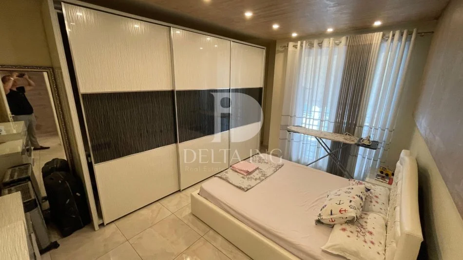 Tirane, shitet apartament 2+1+Aneks+Ballkon Kati 3, 116 m² 240.000 € (Liqeni i thate)