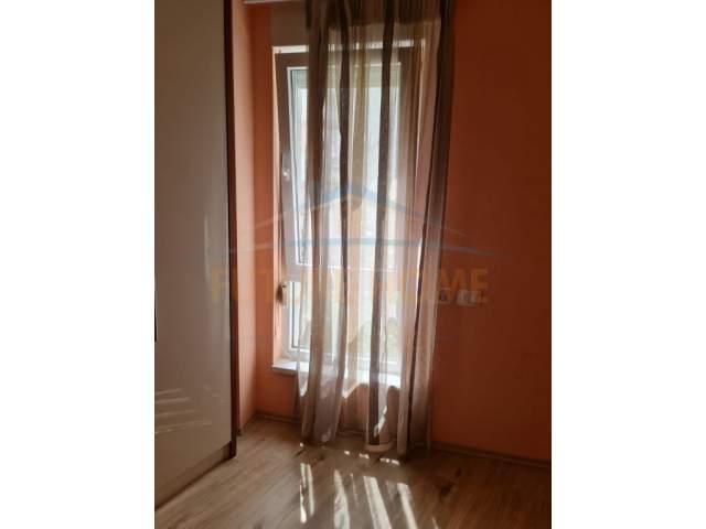 Tirane, jepet me qera apartament Kati 3, 94 m² 600 Euro (Rruga e Kavajës)