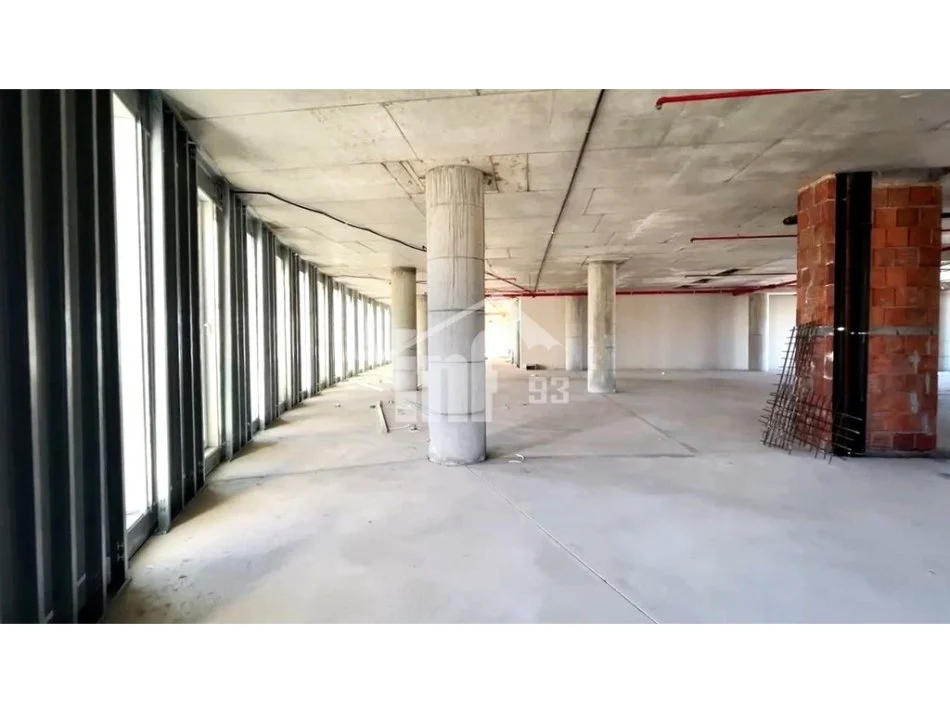 Tirane, jepet me qera zyre Kati 6, 640 m² 19.900 € (PRANË PIRAMIDËS SË TIRANËS)